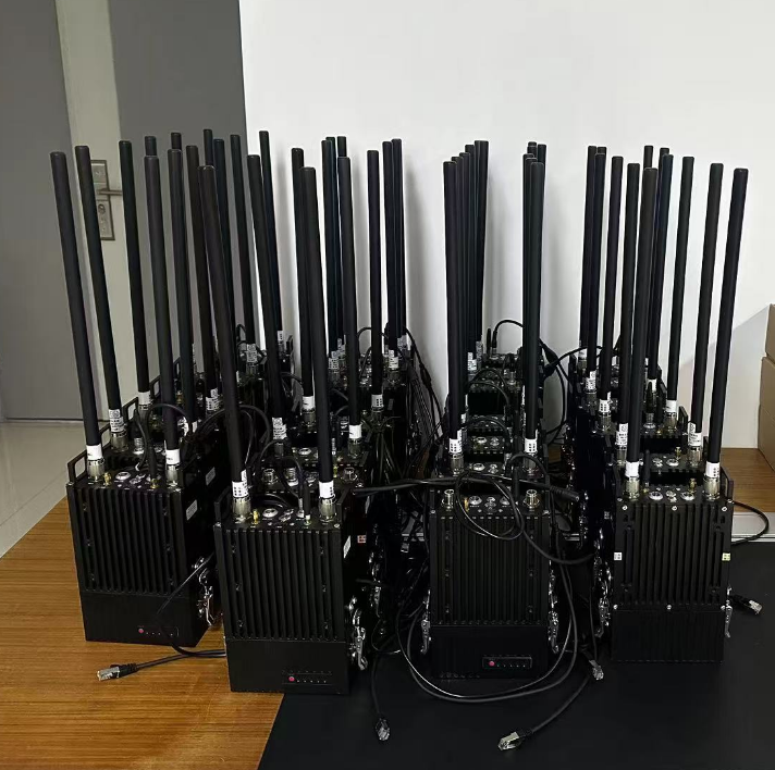 某部隊便攜式裝備采購交付